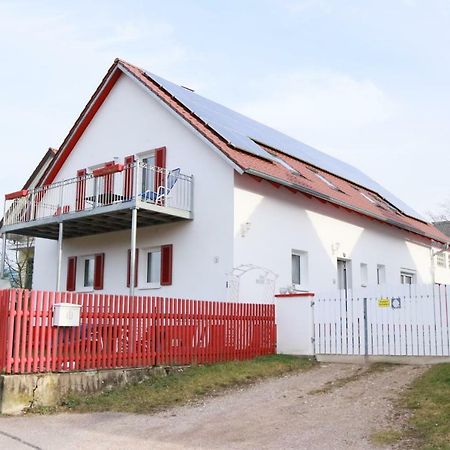 La Toskana Apartment Ihr Rueckzugsort Am Regen Zeitlarn Exterior photo